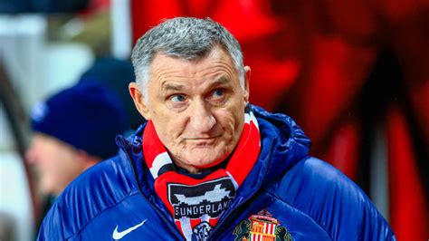 How does Tony Mowbray compare statistically to his Sunderland ...