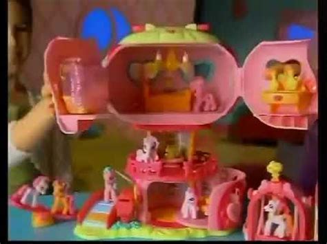 My Little Pony Ponyville Playset Commercial (2007) - YouTube