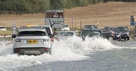 Essex weather: Cars stranded in Mersea high tides as county braces for ...