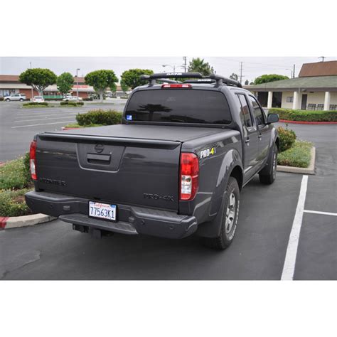 2014 Nissan Frontier Tonneau Cover 59.5 inch Bed - Roll-X 14-91853 BK