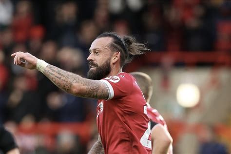 Wrexham assistant Steve Parkin hails hat-trick hero Steven Fletcher