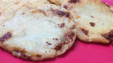 Pupusas de Queso (Cheese-Stuffed Tortillas) Recipe - Allrecipes.com