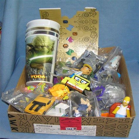 Lot - BOX FULL OF VINTAGE FAST FOOD COLLECTIBLE TOYS