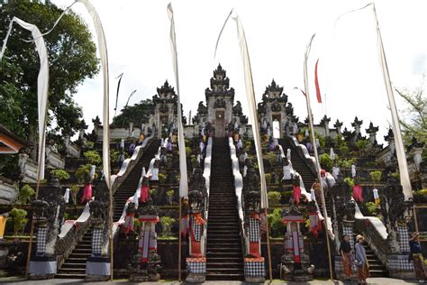 A Climb to the Heavens: Lempuyang Temple