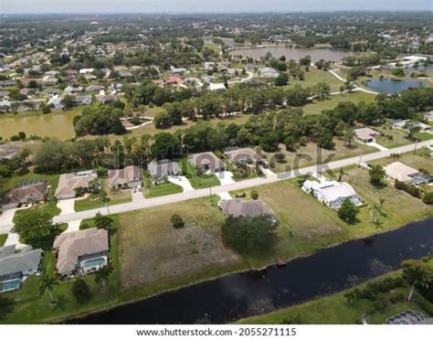 Rotonda West Florida Land Real Estate Stock Photo 2055271115 | Shutterstock