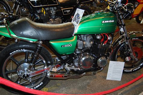 1980 Kawasaki Z650 SR - Moto.ZombDrive.COM