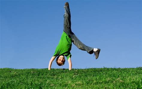 Online crop | boy upside down on green field under blue sky, children HD wallpaper | Wallpaper Flare