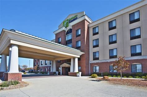 HOLIDAY INN EXPRESS HOTEL & SUITES ANDERSON $82 ($̶1̶0̶0̶) - Updated ...