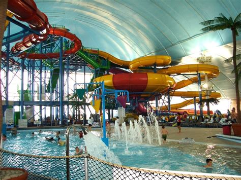 Explore our Niagara Falls Water Park - Fallsview Indoor Waterpark ...