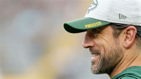 'The Guardian' Asks If Aaron Rodgers Is America's Most Annoying Athlete