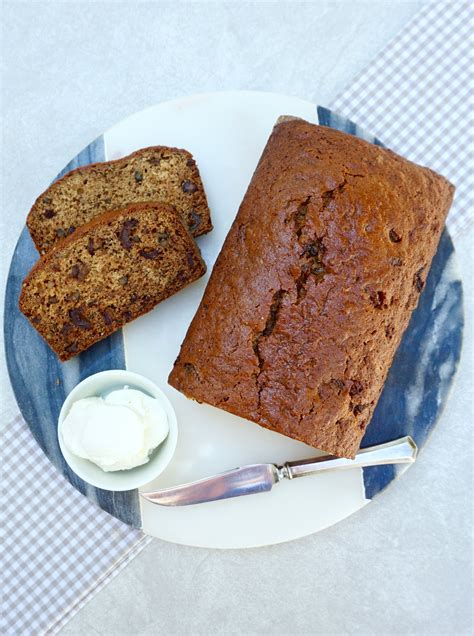 Date Nut Bread is an easy, delicious, sweet, quick bread. | Recipe ...