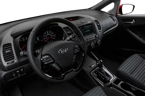 Show Me the Specs & Features of the 2018 Kia Forte