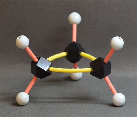 Illustrated Glossary of Organic Chemistry - Cyclopropane