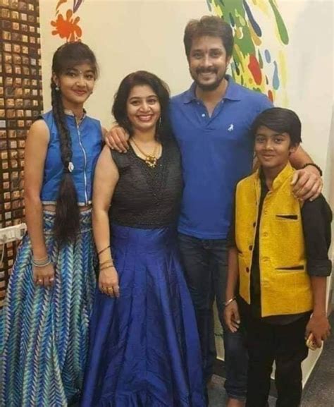 Kannada Actors And Their Family Photos