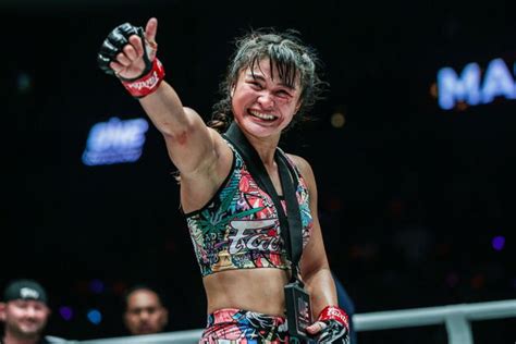 Angela Lee Passes the Mantle As Stamp Fairtex Captures the ONE Women’s ...