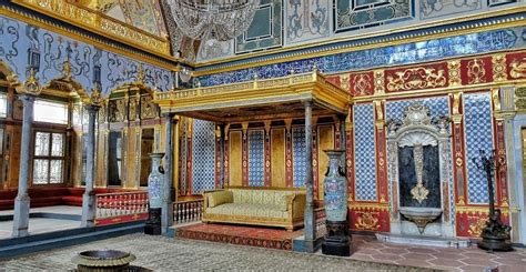 Topkapi Palace Museum in Istanbul