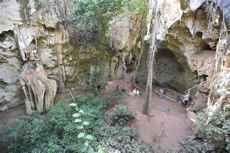 Cave Site Reveals 78,000-Year-Old Record of Stone Age Innovation