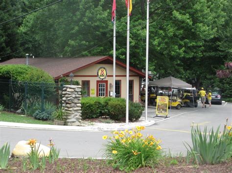 Great Smokies KOA Campground - Townsend, TN Camping, RV Parks