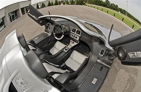 2002 Mercedes CLK GTR Roadster - The Big Picture