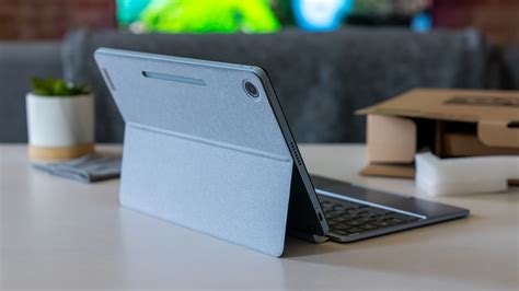 Hands-on first impressions of the new Lenovo Chromebook Duet 3