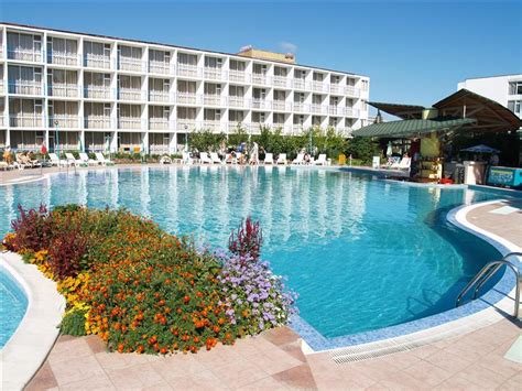 Hotel Balaton (2*) / Travel.Sk