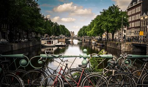 The Amsterdam Canals: history and sights