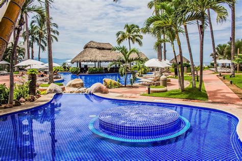 Plaza Pelicanos Grand Beach Resort - All Inclusive in Puerto Vallarta ...