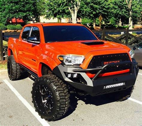 Custom Toyota Tacoma Lifted