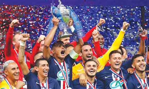 Mbappe injury mars PSG’s triumph in Coupe de France final - Sport - DAWN.COM