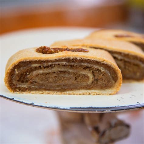 Honey Walnut Kolachi Roll - Potica Povitica Beigli Kolache | Butter Maid Bakery