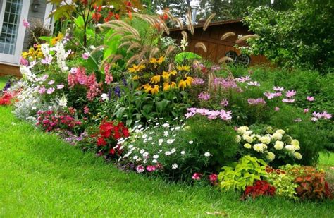 New Flower Garden Ideas For Small Yards That Are Stunning 83 Awesome To Home Des… | Front garden ...