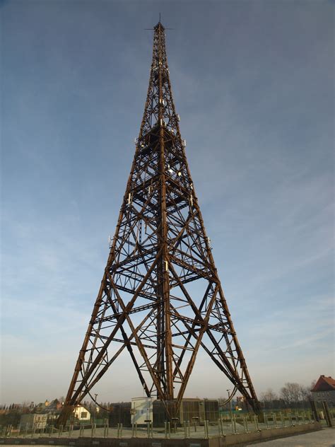 File:Wooden radio tower 2011.jpg - Wikimedia Commons