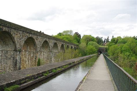 Llangollen Canal Aqueduct Chirk © Kevin Waterhouse cc-by-sa/2.0 :: Geograph Britain and Ireland