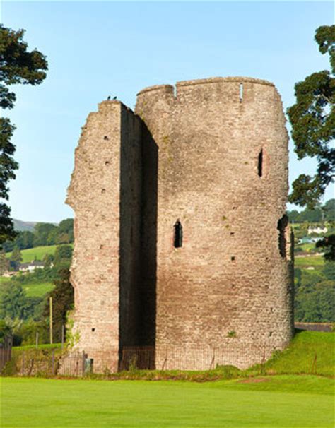 Crickhowell Castle