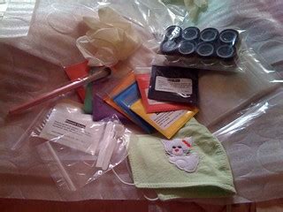 Face Paint Set | Got my eyeshadow-making kit from TKB Tradin… | Flickr