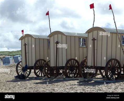 bathing machine Stock Photo - Alamy