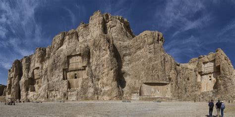 Naqsh-e Rostam 1 | The tombs of Darius II, Antaxerxes I, Dar… | Flickr