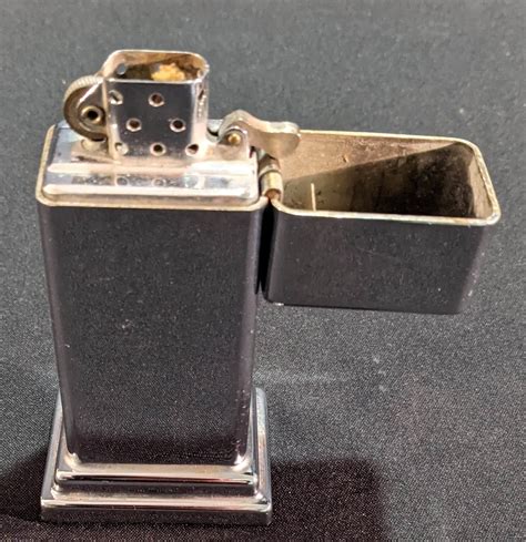 VINTAGE ZIPPO BARCROFT TABLE LIGHTER DELUXE No.10 - Ithaca Vintage