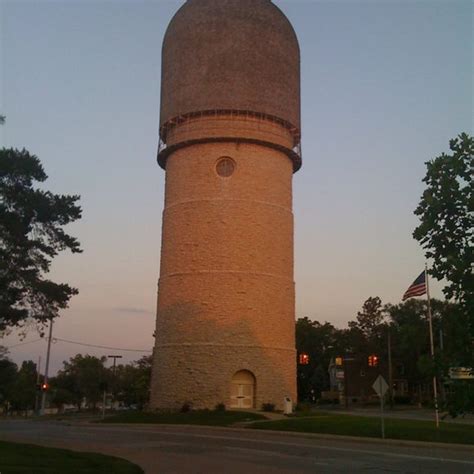 Ypsilanti Water Tower – Ypsilanti, Michigan - Atlas Obscura