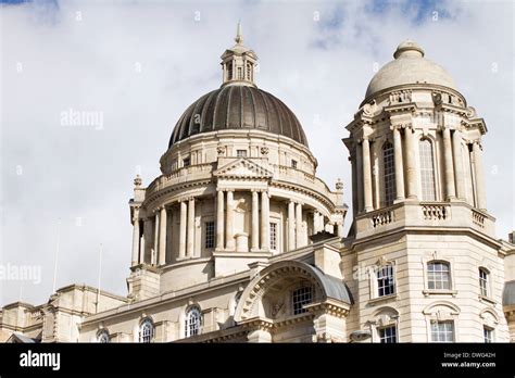 Port of Liverpool Building, Liverpool Stock Photo - Alamy