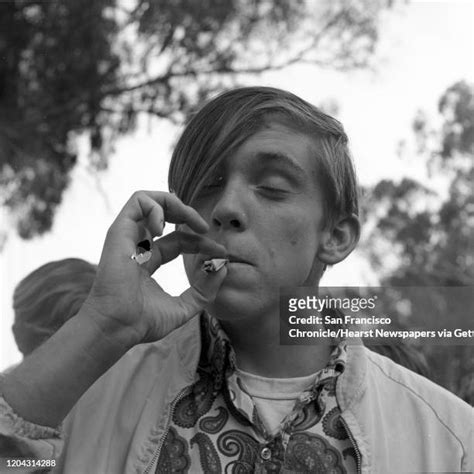 1,663 American Hippies 1960s Stock Photos, High-Res Pictures, and ...