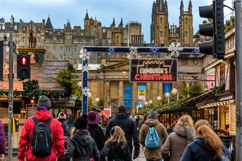 Edinburgh's iconic Christmas market goes virtual this year - Latest ...