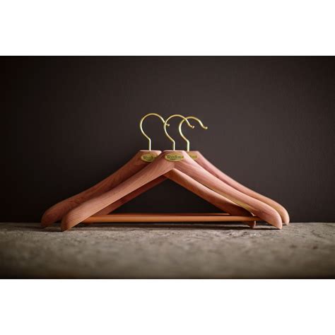 Classic Cedar Hanger - Woodlore Cedar Products