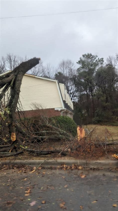 Tornado damage in Garner, NC (12/10/23) : r/tornado