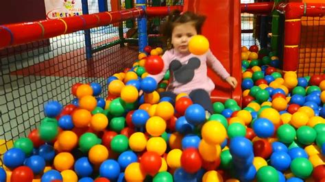 Playground Fun Play Place for Kids play centre ball playground with ...