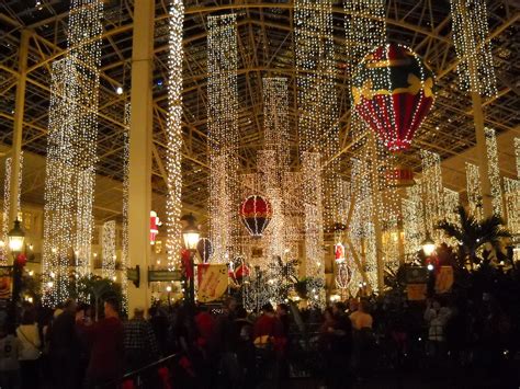 Opryland Hotel, Christmas 2009 | Denise Mattox | Flickr