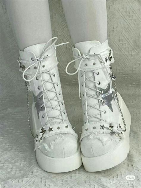 Pin by min on ☆: 鞋 | Girly shoes, Cute shoes heels, Platform shoes boots