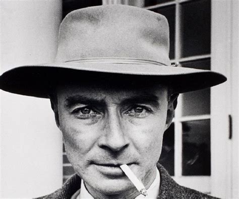 J. Robert Oppenheimer Biography - Childhood, Life Achievements & Timeline