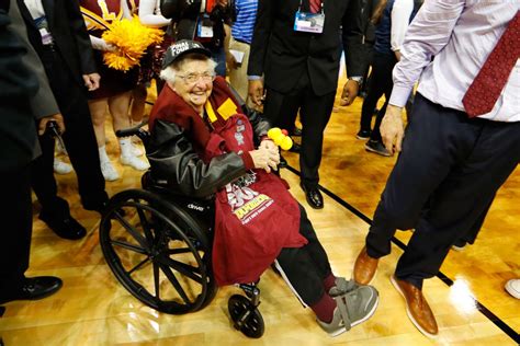 Loyola Chicago’s Sister Jean, 101, to attend NCAA Tournament - The Athletic