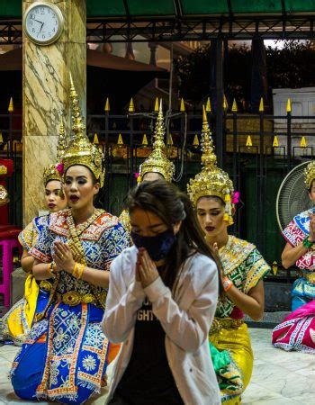 Erawan Shrine - Bangkok - MedTravel Asia